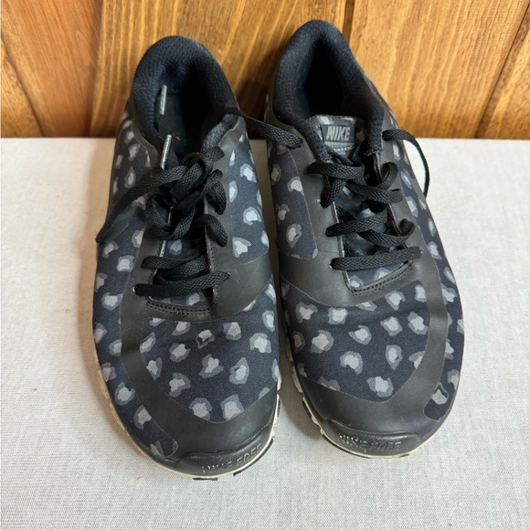 Nike free shoes size 9 - Picture 1 of 6
